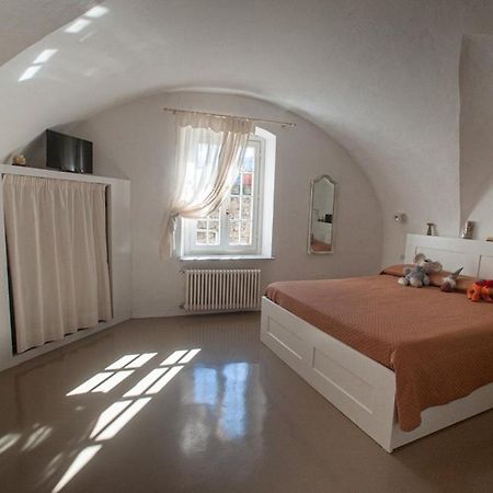 Apartamento La Torre Di Gaia Dolceacqua Exterior foto